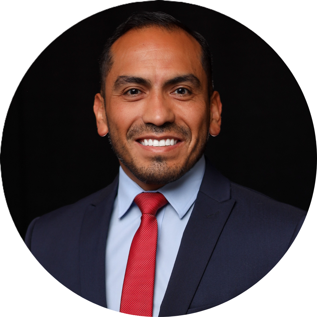 RIHeadshot_25 Round3